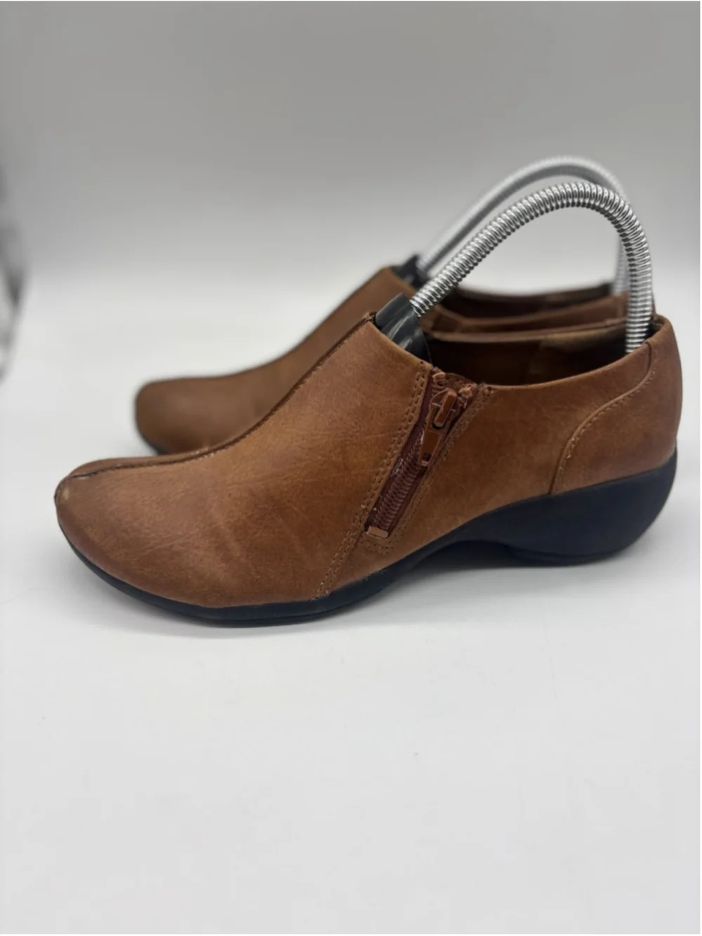 Naturalizer Comfort Brown Faux Leather Low Boot Shoe Sz 7.5 M Women Minimalist